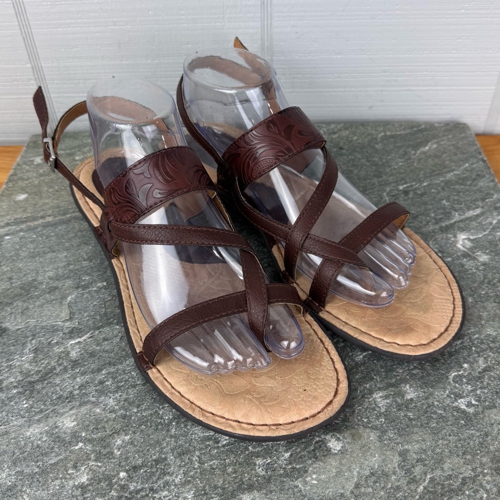Born B.O.C Magdalena Faux Leather Embossed Floral Strappy Slingback Sandals 10